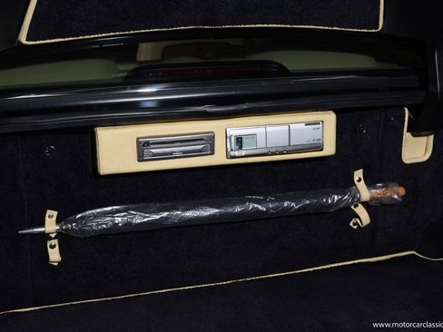 Used 2005 Bentley Arnage RL image 38