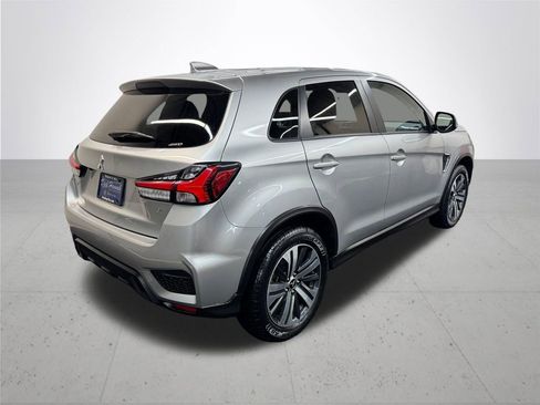 Used 2024 Mitsubishi Outlander Sport SE AWD/4WD image 7