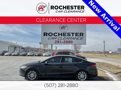 Used 2017 Ford Fusion SE w/ Fusion SE Technology Package