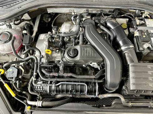 Used 2025 Volkswagen Jetta Sport FWD image 31