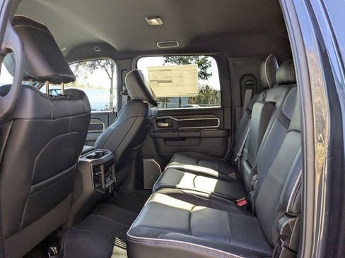 New 2026 RAM 2500 Laramie AWD/4WD image 14