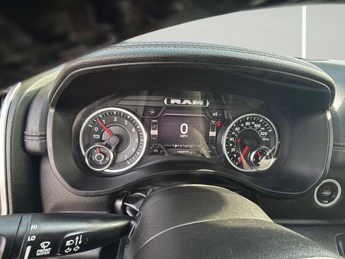 Used 2022 RAM 1500 Laramie AWD/4WD image 36