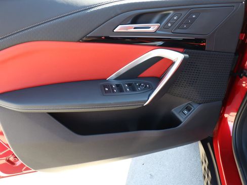 Used 2024 BMW X2 xDrive28i image 14