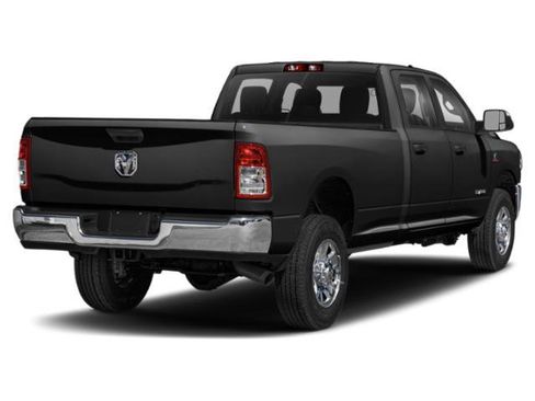 Used 2022 RAM 2500 Laramie AWD/4WD image 2