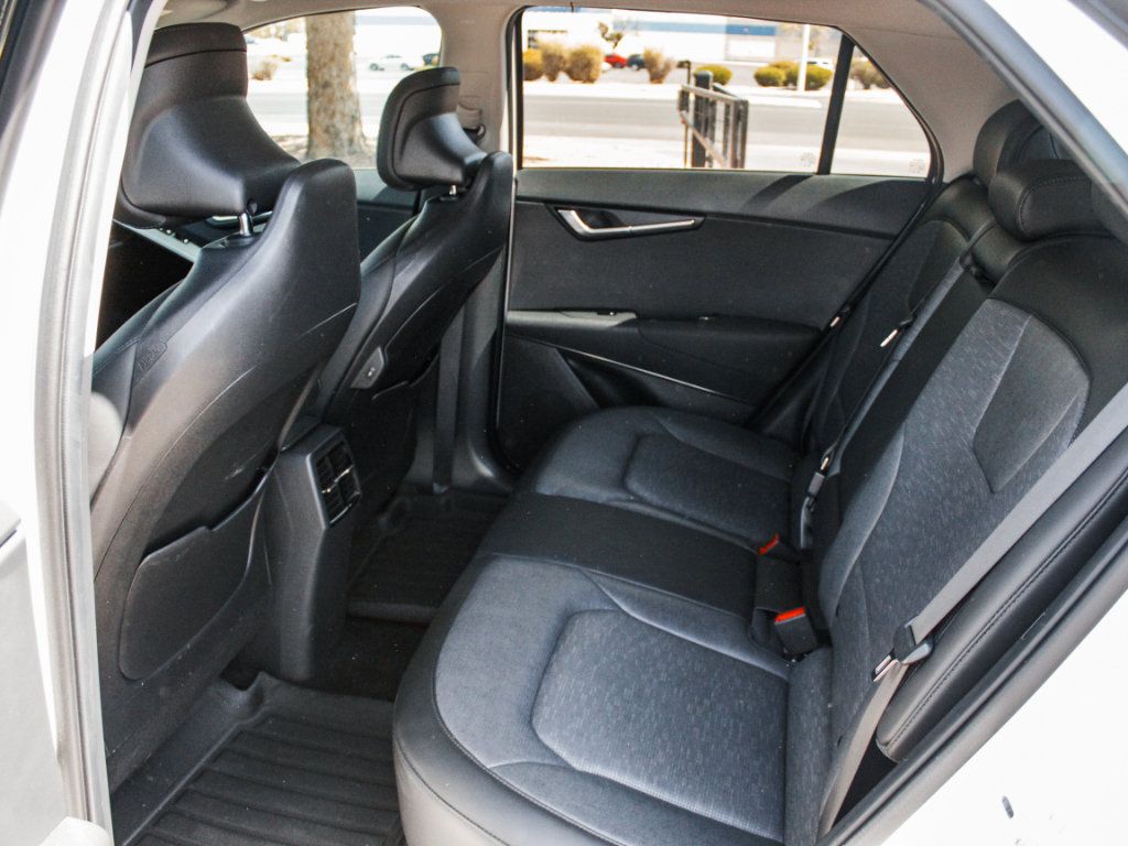 Used 2023 Kia Niro Wave FWD image 26