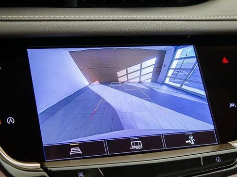 Used 2022 Cadillac XT6 Premium Luxury image 34