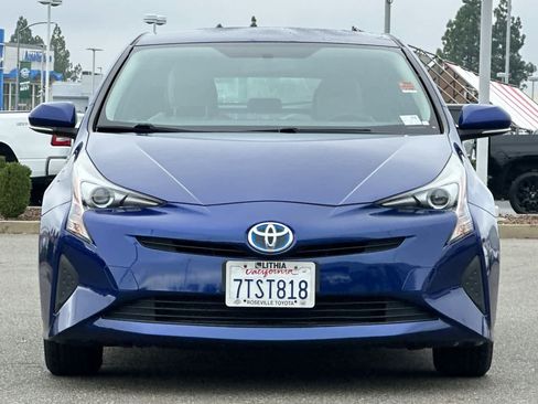 Used 2016 Toyota Prius Two image 10