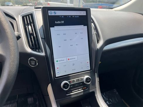 New 2024 Ford Edge SE image 24