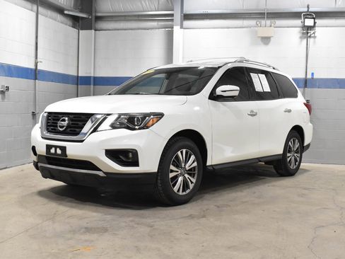 Used 2019 Nissan Pathfinder SL AWD/4WD image 7