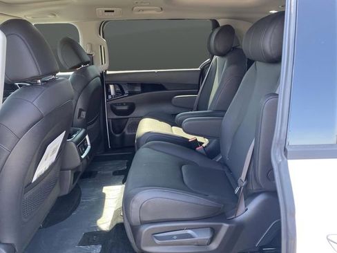 New 2026 Kia Carnival SX Prestige image 38