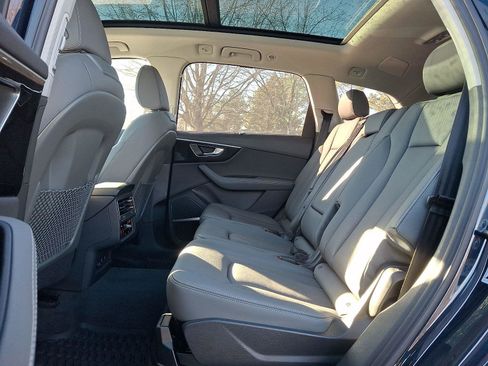 Used 2025 Audi Q7 2.0T Premium Plus w/ Premium Plus Package image 10