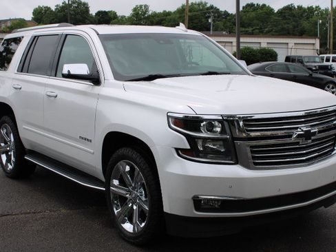 Used 2019 Chevrolet Tahoe Premier AWD/4WD image 5