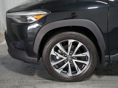 Certified 2024 Toyota Corolla Cross XLE w/ Convenience Package image 5