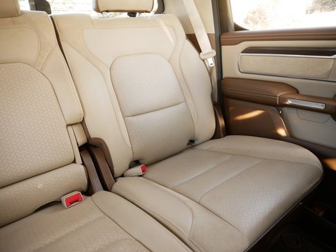 Used 2021 RAM 1500 Laramie image 14