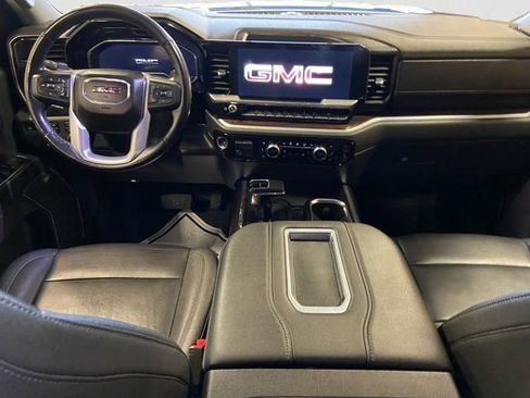 Used 2022 GMC Sierra 1500 SLT w/ SLT Premium Plus Package image 11