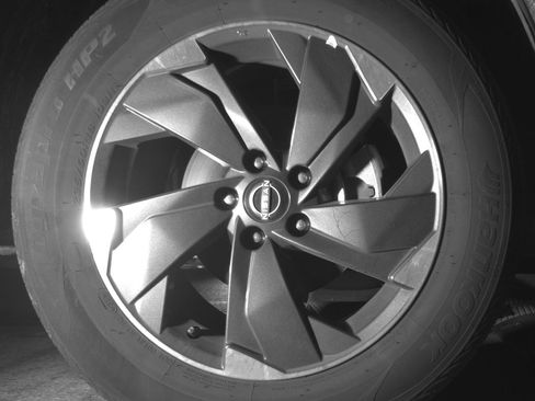 Used 2025 Nissan Rogue SV AWD/4WD image 13