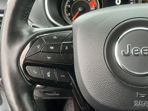 Used 2021 Jeep Cherokee Latitude Plus image 15