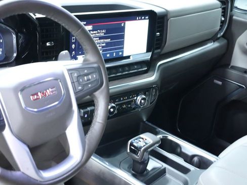 Used 2023 GMC Sierra 1500 SLT w/ SLT Premium Plus Package image 8