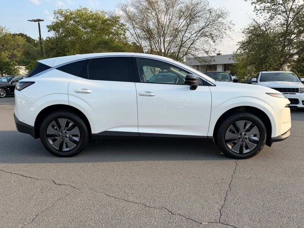 Used 2025 Nissan Murano SL AWD/4WD image 8