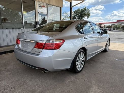 Used 2014 Honda Accord Touring image 4
