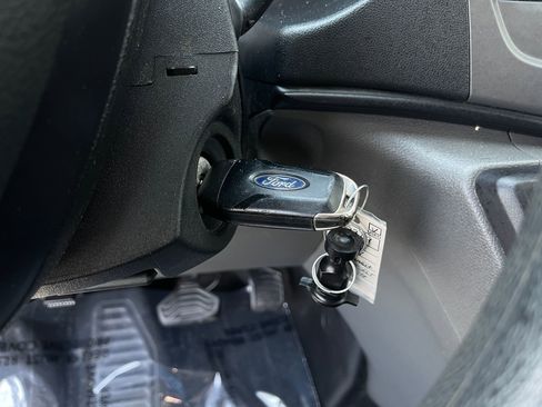 Used 2022 Ford Transit 350 XLT RWD image 19