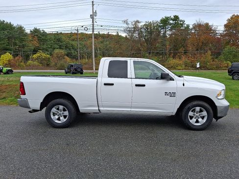 Used 2024 RAM 1500 Classic SLT image 12