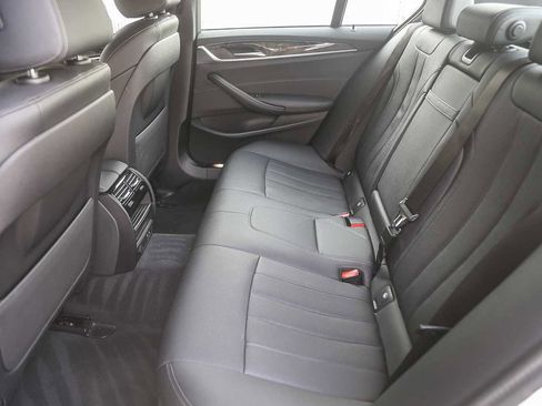 Certified 2023 BMW 530e 530e w/ M Sport Package image 15