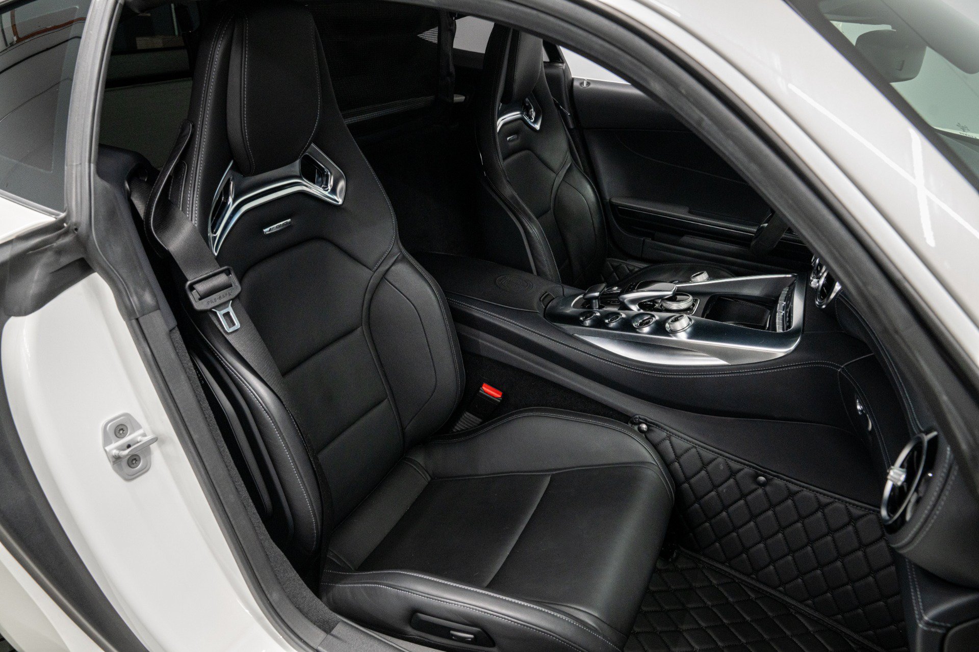 Used 2016 Mercedes-Benz AMG GT S image 21