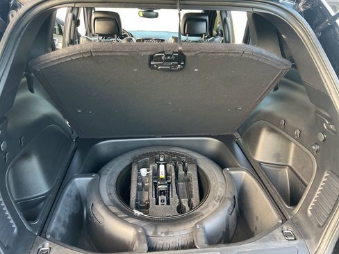 Used 2022 Jeep Grand Cherokee Limited image 39