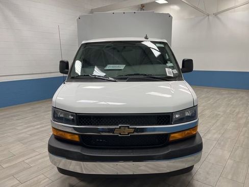 New 2025 Chevrolet Express 3500 Work Van w/ Power Convenience Package image 22