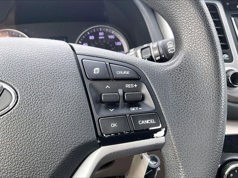 Used 2017 Hyundai Tucson SE AWD/4WD image 21