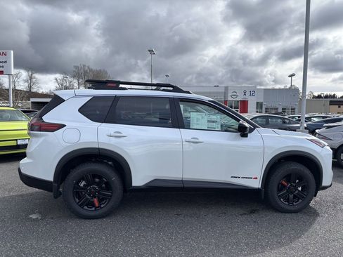 New 2026 Nissan Rogue SV AWD/4WD image 8