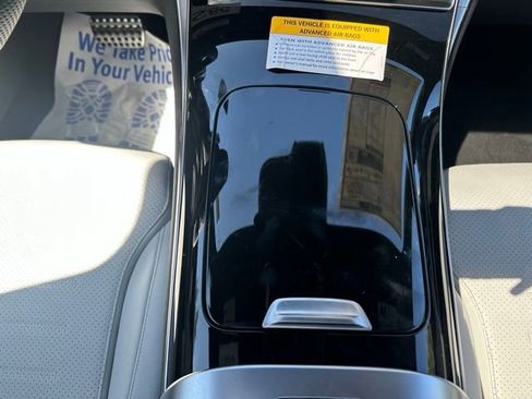 Used 2026 Mercedes-Benz GLC 300 GLC 300 image 28