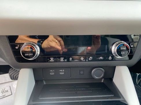 New 2026 Mitsubishi Outlander LE FWD image 15