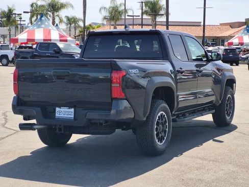 New 2026 Toyota Tacoma TRD Off-Road image 2