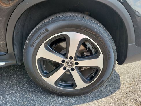 Used 2021 Mercedes-Benz GLC 300 image 25