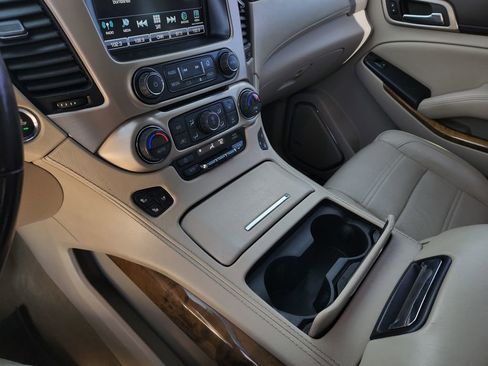 Used 2017 GMC Yukon Denali w/ Open Road Package image 26