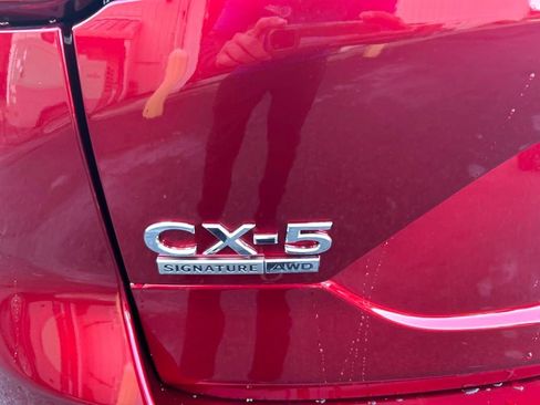 New 2025 MAZDA CX-5 Signature image 10