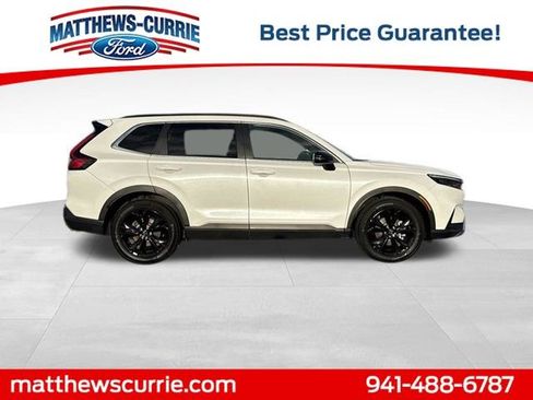 Used 2025 Honda CR-V Sport Touring image 3