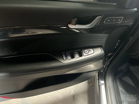 Used 2025 Hyundai Palisade Calligraphy AWD/4WD image 18