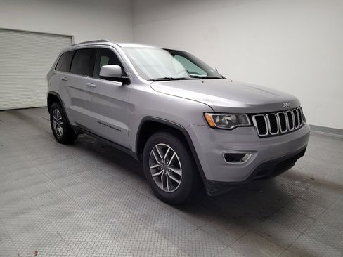 Used 2019 Jeep Grand Cherokee Laredo w/ Laredo X Package image 13