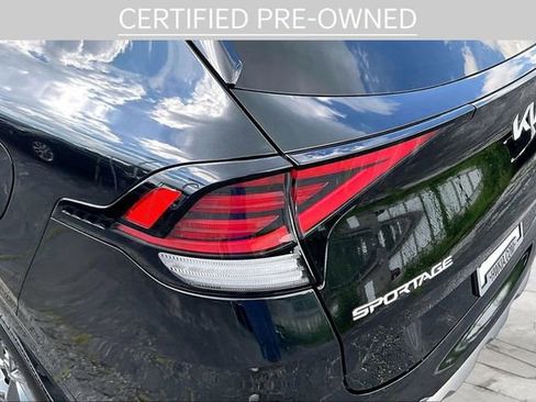 Certified 2023 Kia Sportage SX Prestige AWD/4WD image 28