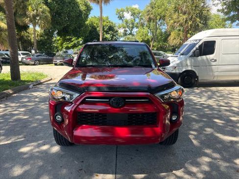 Used 2021 Toyota 4Runner SR5 RWD image 3