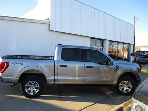 Used 2021 Ford F150 XLT w/ Equipment Group 301A Mid image 7