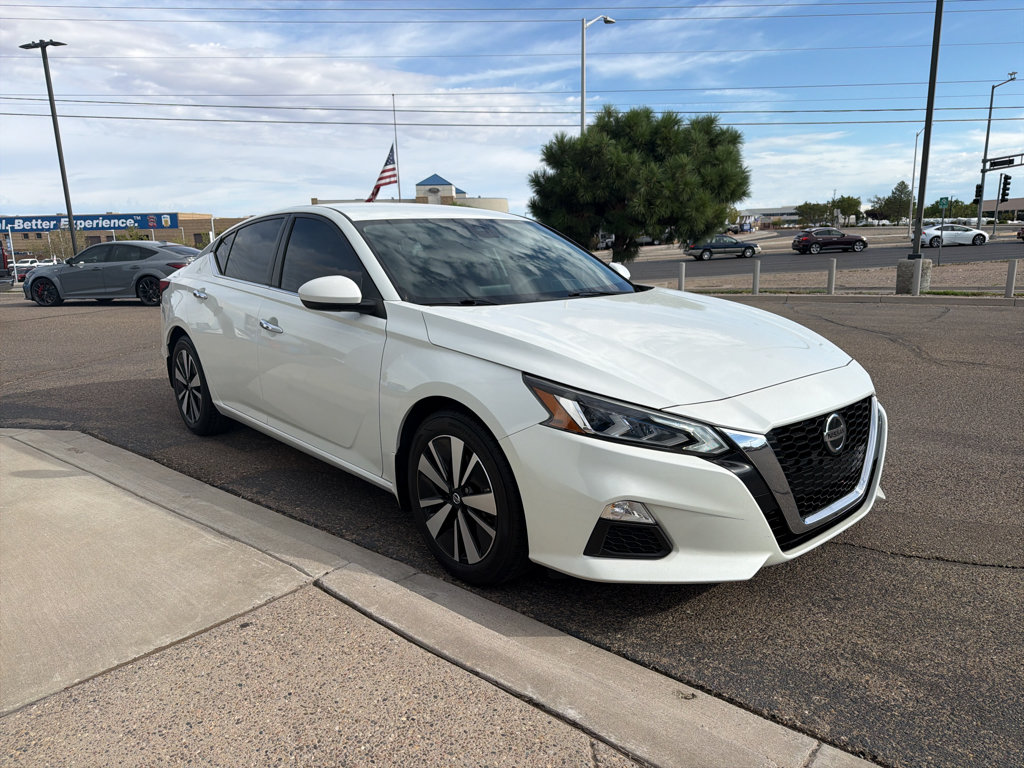 Used 2022 Nissan Altima 2.5 SV FWD image 4