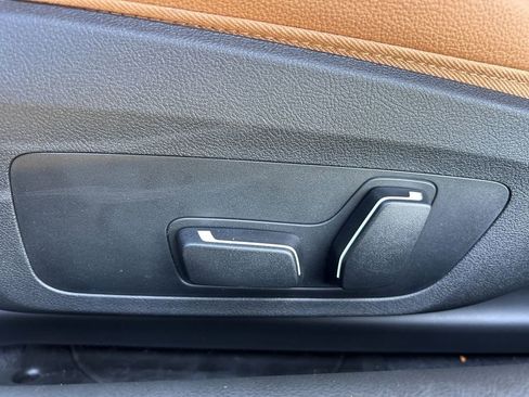 New 2025 BMW 230i Coupe w/ Convenience Package image 16