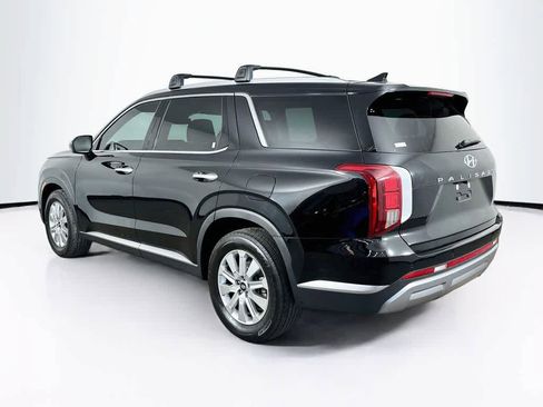 Used 2023 Hyundai Palisade SEL FWD image 4
