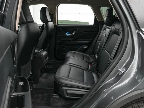 Used 2025 Lincoln Corsair Reserve AWD/4WD image 19