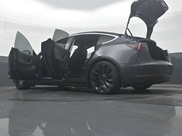 Used 2018 Tesla Model 3 Long Range RWD image 53