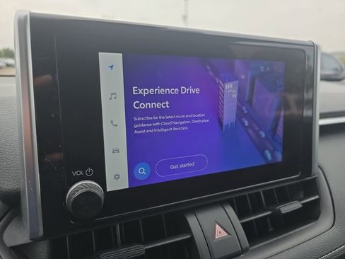 Certified 2024 Toyota RAV4 XLE image 21